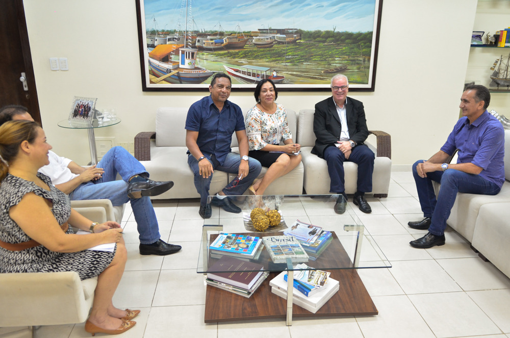 Governo do Amapá vai ajudar Pracuúba a prestar serviços de saúde à população