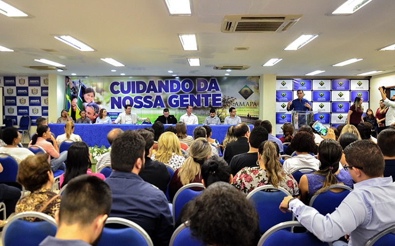 Governo inclui auxiliares no Plano de Cargos, Carreiras e Salários da saúde