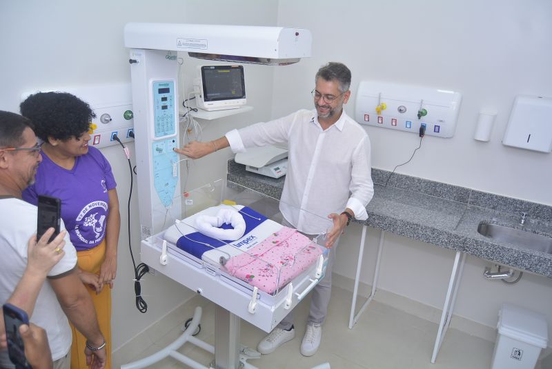 'Nascimento de uma nova maternidade’, destaca governador Clécio Luís ao entregar nova UTI Neonatal do Hospital Mãe Luzia, em Macapá