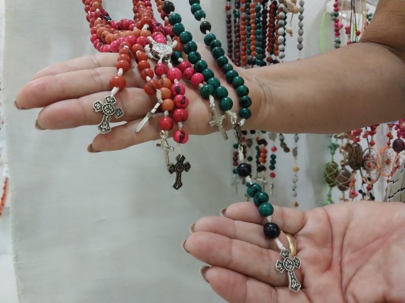 Círio 2024: Governo do Amapá promove feira de artigos religiosos em frente à Casa do Artesão, em Macapá