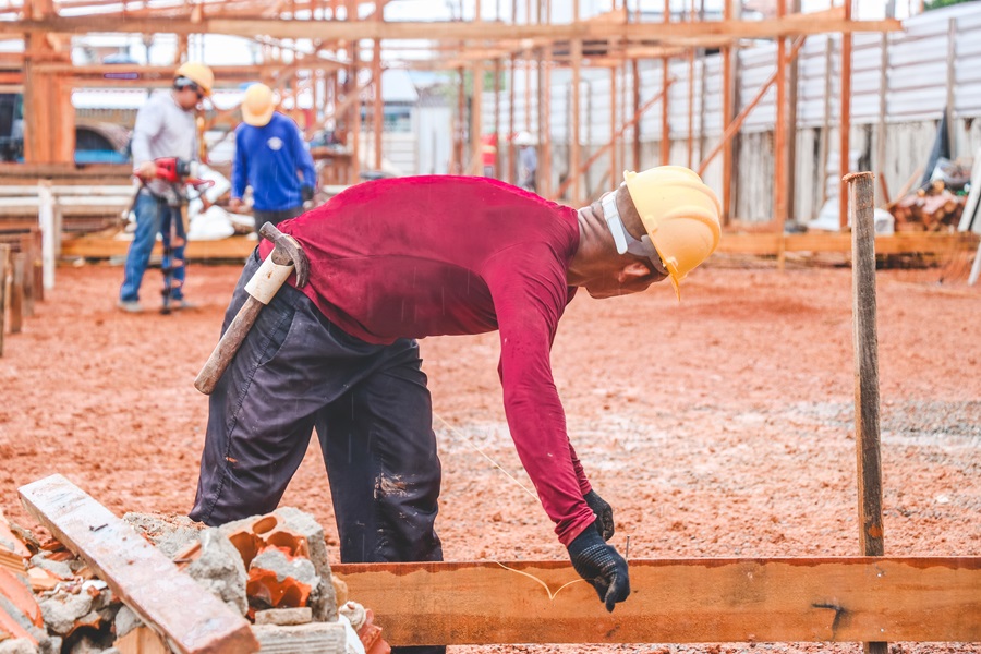 '2° Feirão de Empregos' do Governo do Amapá seleciona mais de 100 trabalhadores para construção do novo HE
