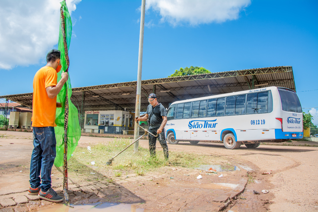 Setrap realiza manutenção do Terminal Rodoviário de Santana