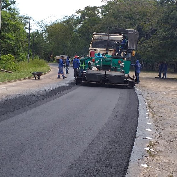 Em contrapartida, Governo do Estado pavimenta 1,5 km de vias da Unifap
