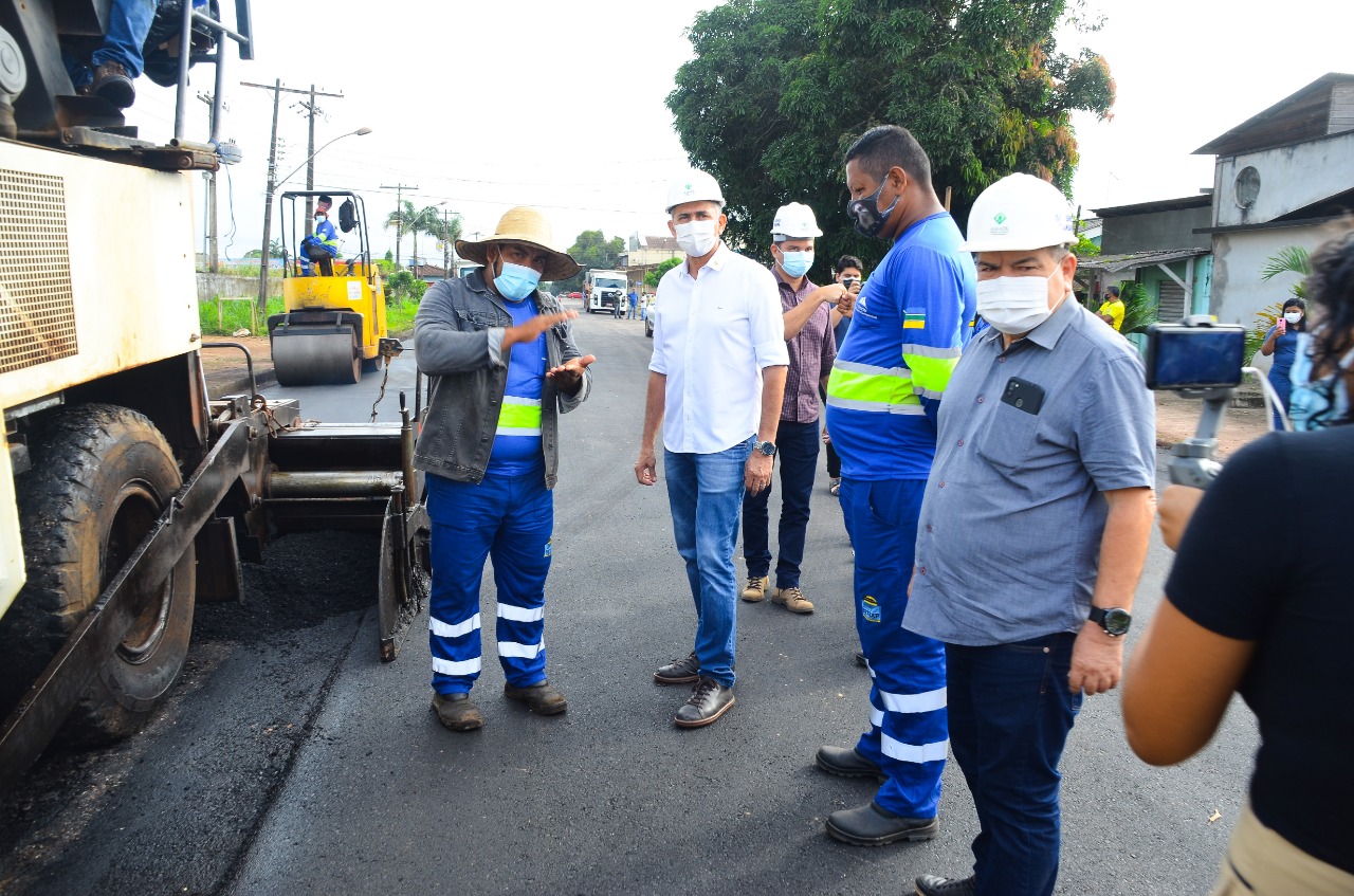 Governo do Estado intensifica obras de pavimentação em ruas e avenidas de Santana