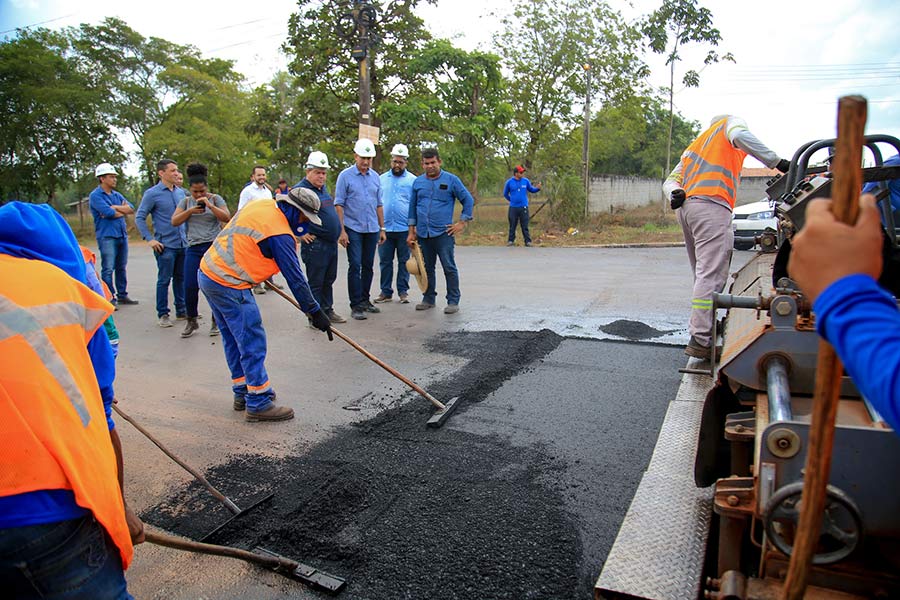Waldez visita segunda etapa da obra de mobilidade urbana de Santana