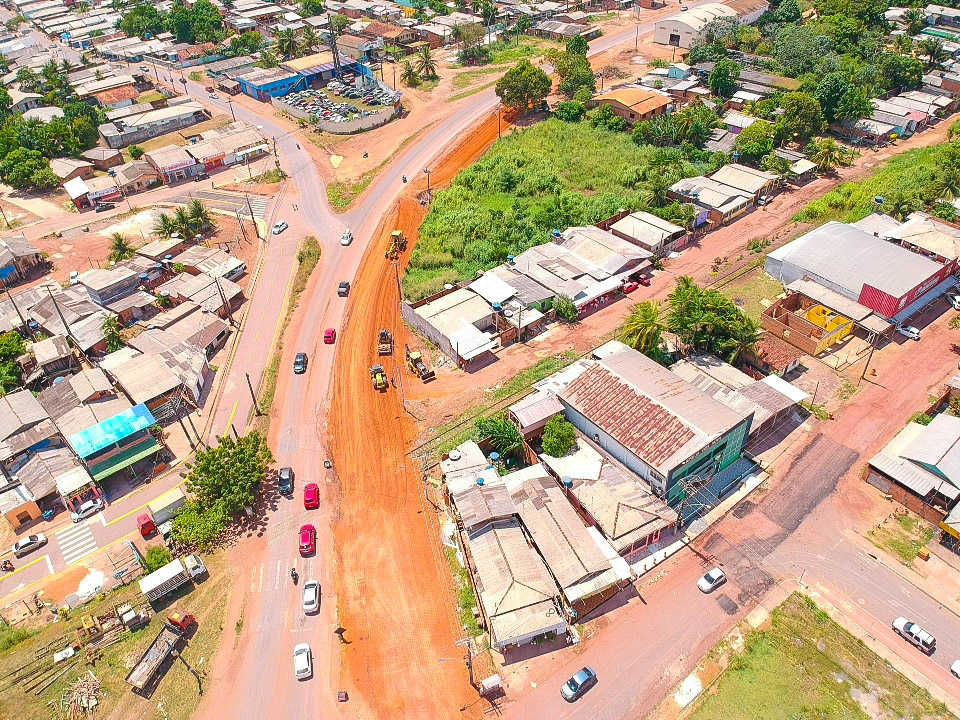 Governo do Amapá intensifica obra com nova frente de trabalho na Duca Serra