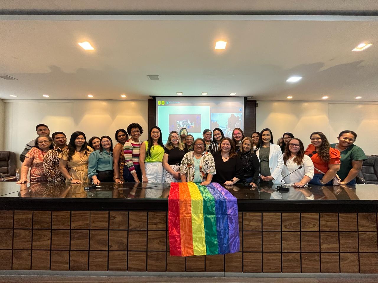 Governo do Amapá promove formação em acolhimento à população LGBTQIA+ pela campanha ‘Preconceito exclui, respeito transforma’ 