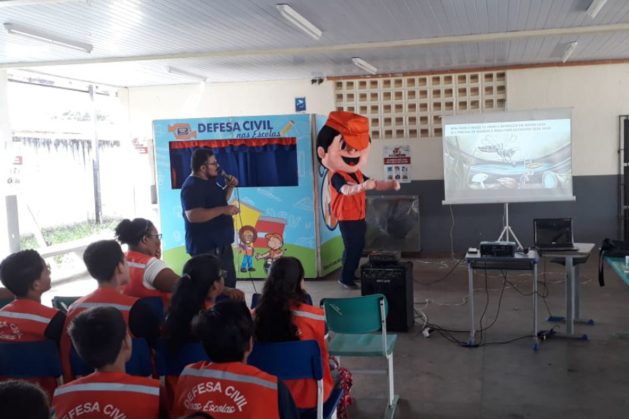 Escola da zona sul de Macapá recebe ação de prevenção ao Aedes