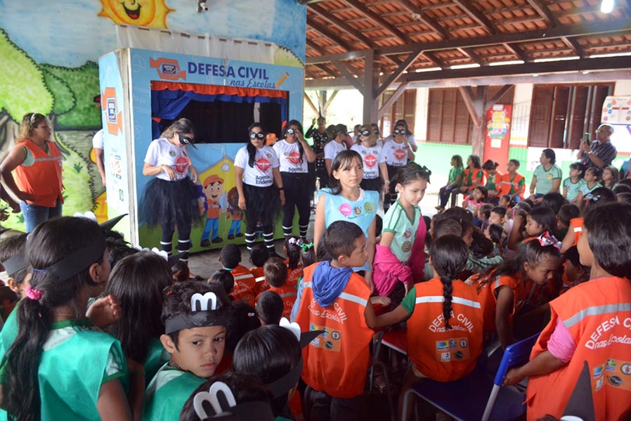 Governo inicia ação educativa contra o Aedes nas escolas