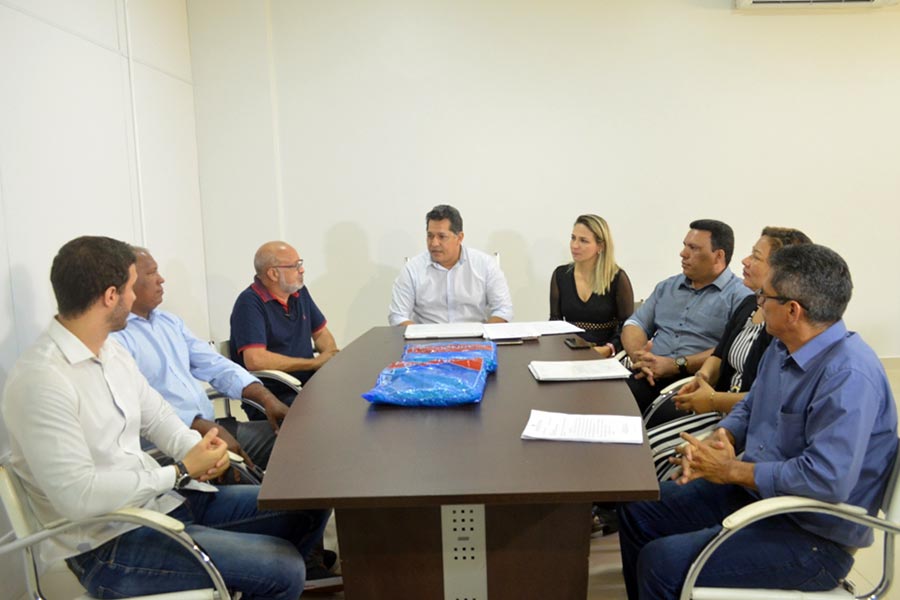Governo inicia entrega de mosquiteiros e promove ações de combate à malária