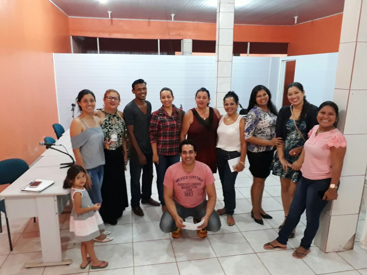 Reunião na Câmara dos Vereadores para a formação da equipe técnica para implantação do programa FAMÍLIA ACOLHEDORA no Município de Tartarugalzinho.
