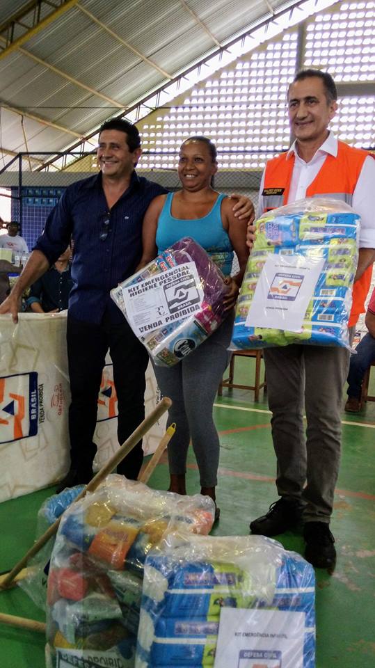 AJUDA HUMANITÁRIA CHEGA ÀS FAMÍLIAS ATINGIDAS POR SINISTRO EM TARTARUGALZINHO.
