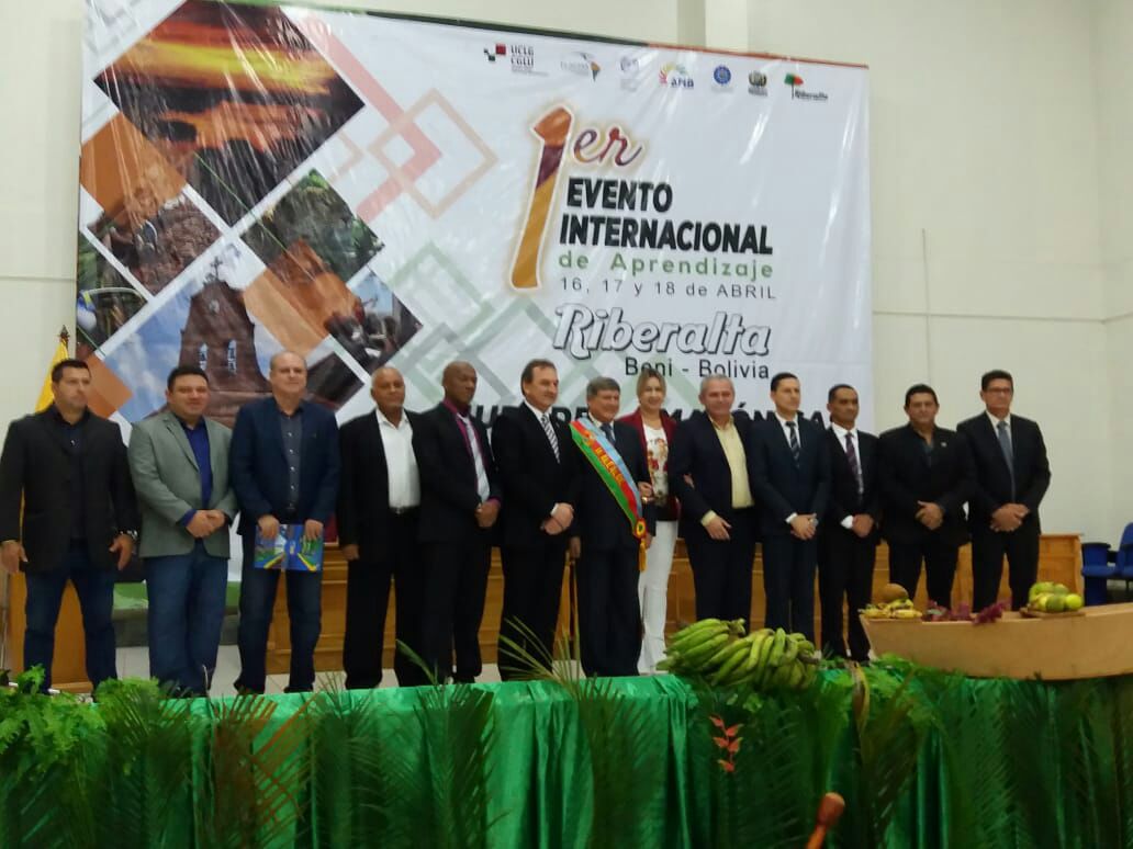 Prefeito Rildo Oliveira representa o Amapá em seminário na Bolívia
