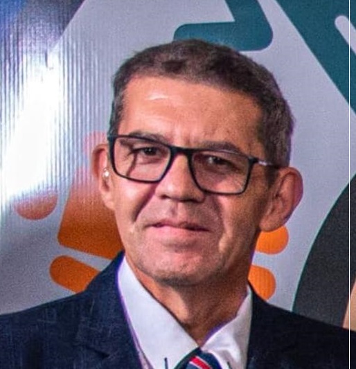 UBAM empossa Embaixador na África