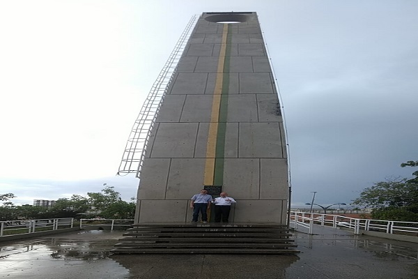 monumento Marco Zero