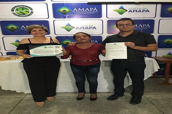 servidoras recebem homenagem