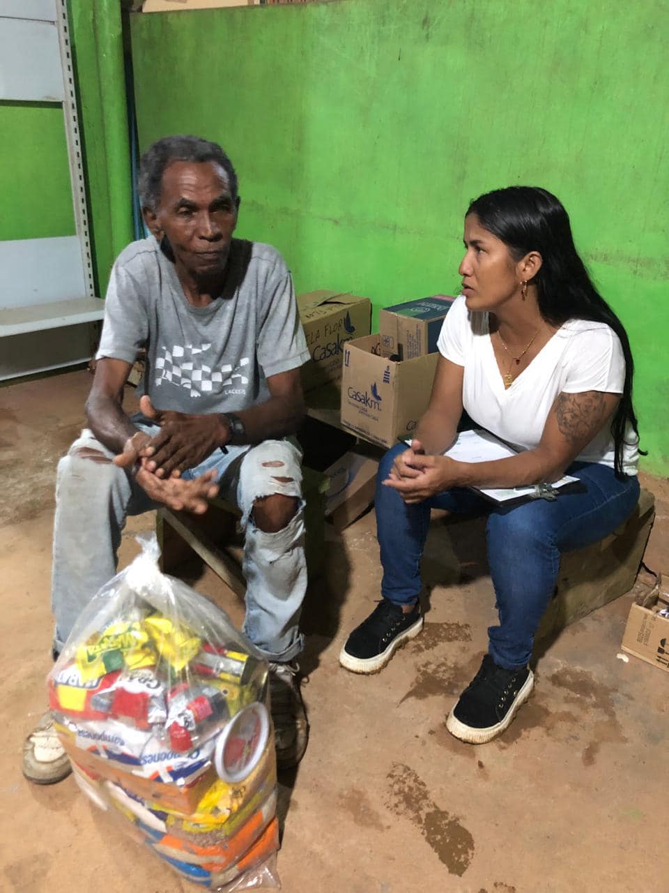entrega de cestas básicas