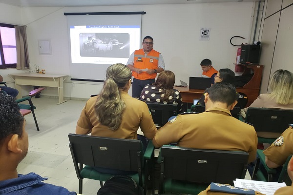 Participantes da reunião sobre simulado de rompimento de barragens