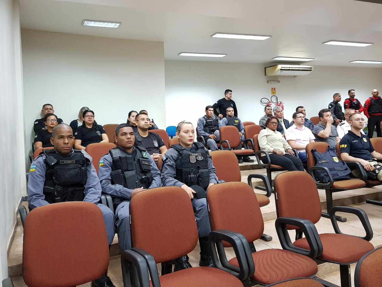Curso de Armamento e Tiro