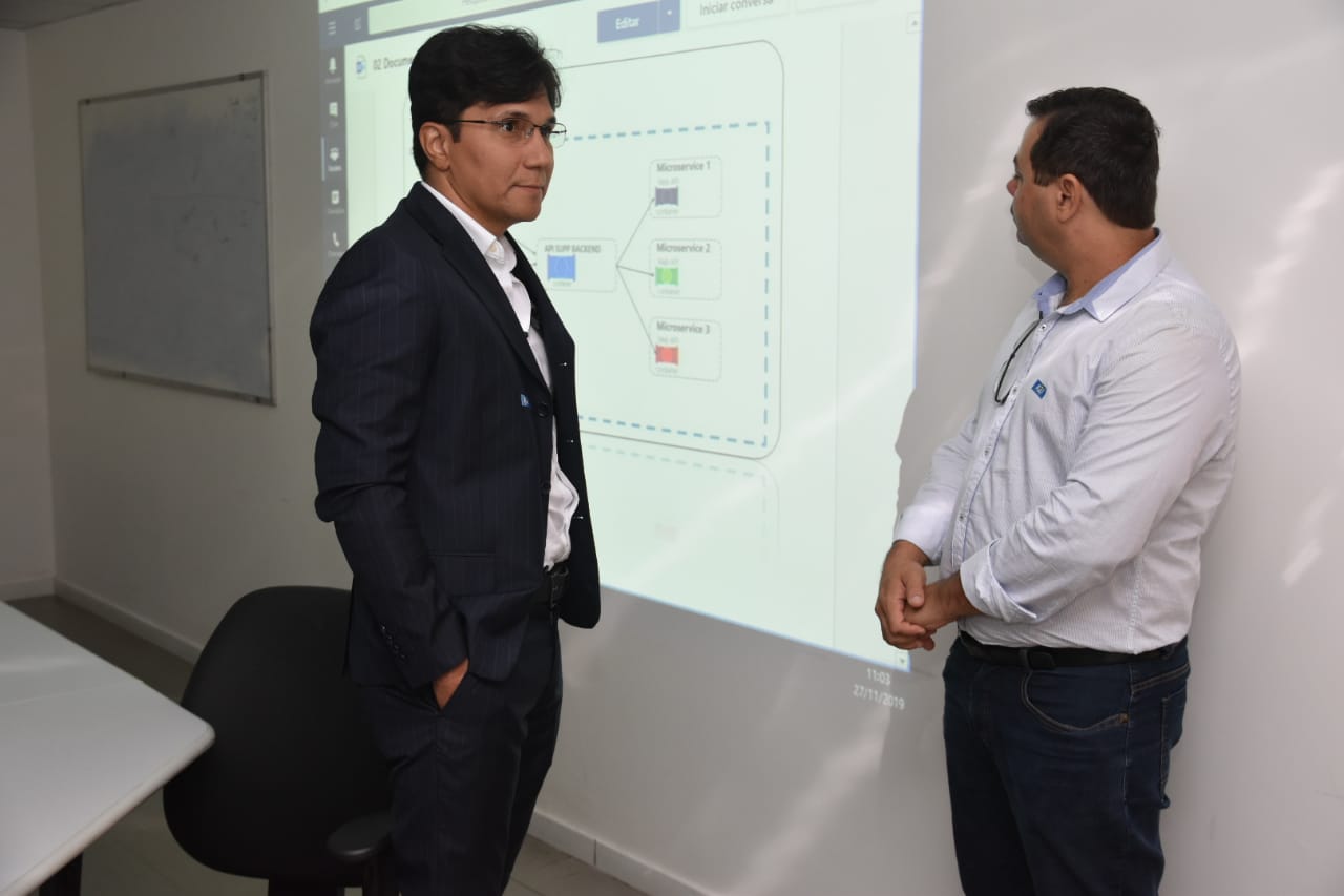 Técnicos PGE/AP: Carlos Clayton e Luis Cleverton