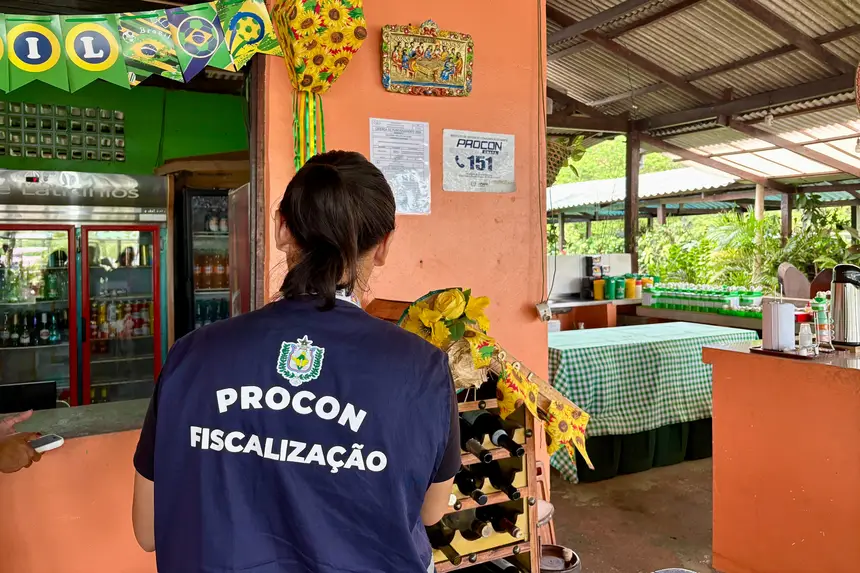 Durante a atividade, o Procon-AP realiza ações educativas para regularização de empreendimentos