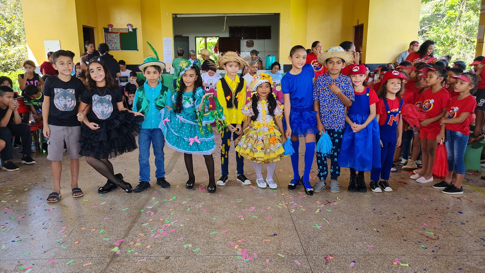 Escola Municipal Lôbo D'Almada Realiza Tradicional Gincana Estudantil com Êxito