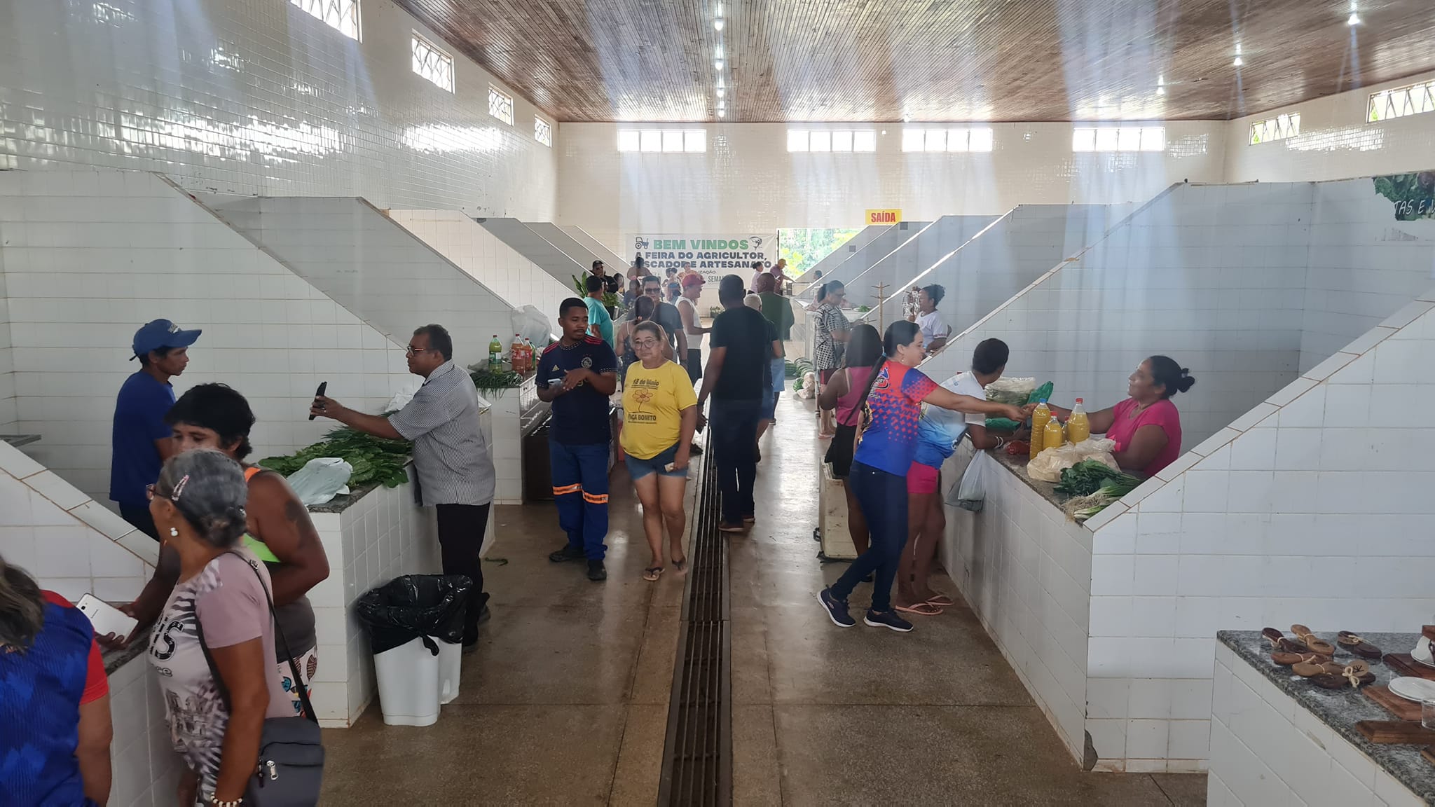 Feira do Agricultor reúne produtores e fortalece a economia de Calçoene