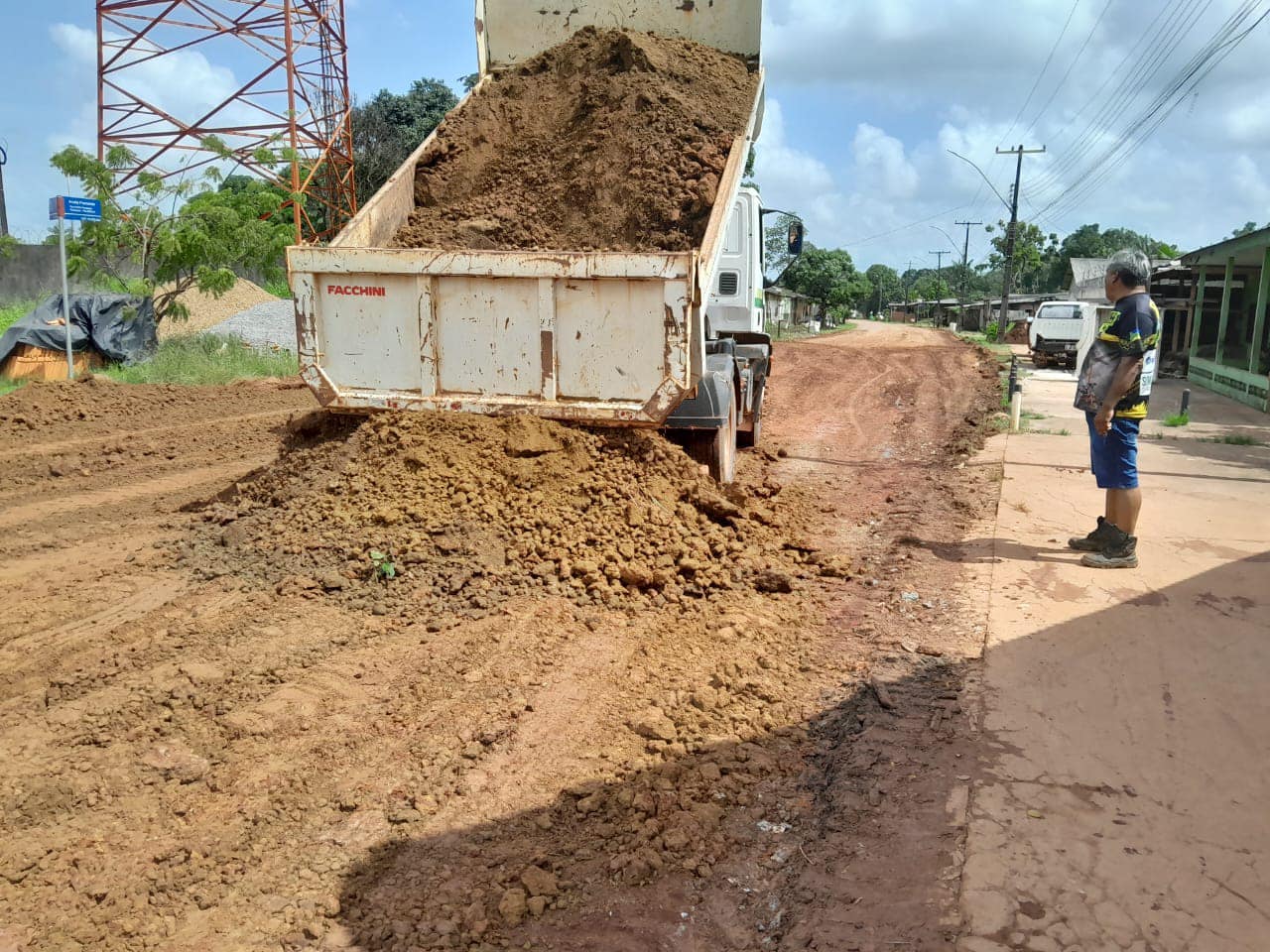 Prefeitura de Calçoene investe na melhoria das vias públicas