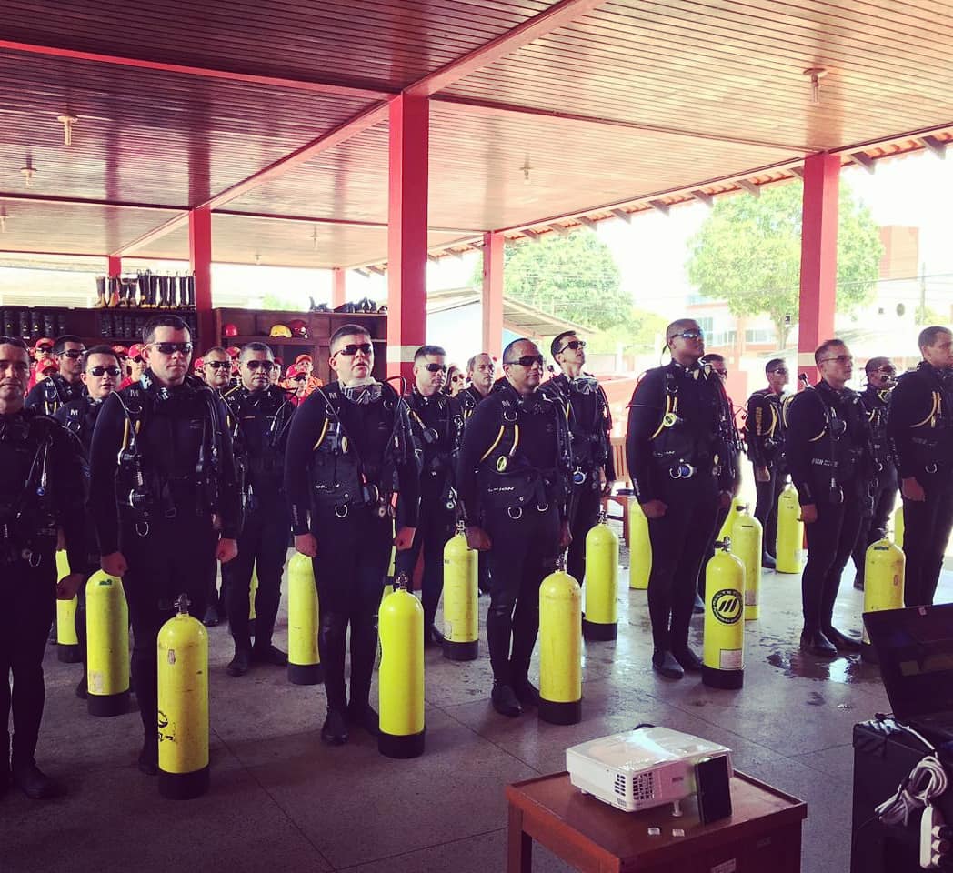 CORPO DE BOMBEIROS MILITAR COMEMORA 10 ANOS DE ATUAÇÃO DAS EQUIPES DE MERGULHO
