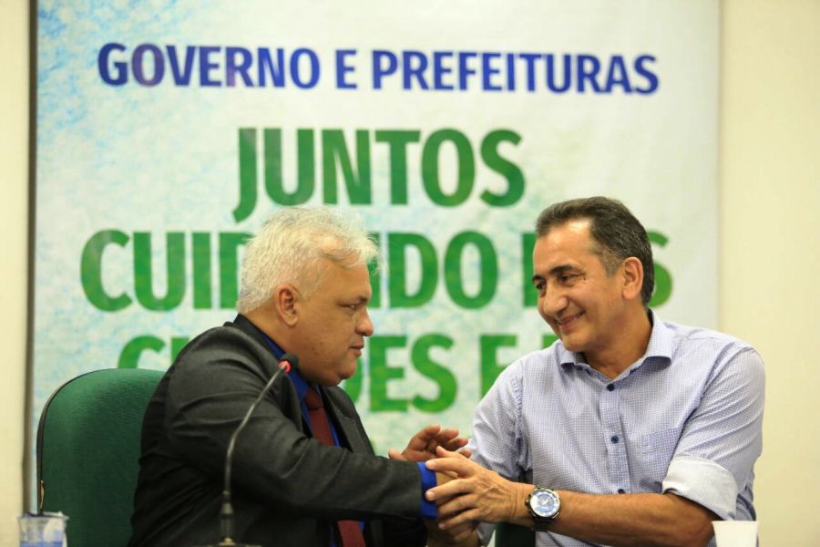 Calçoene e Pracuúba recebem do GEA R$ 253 mil para limpeza urbana