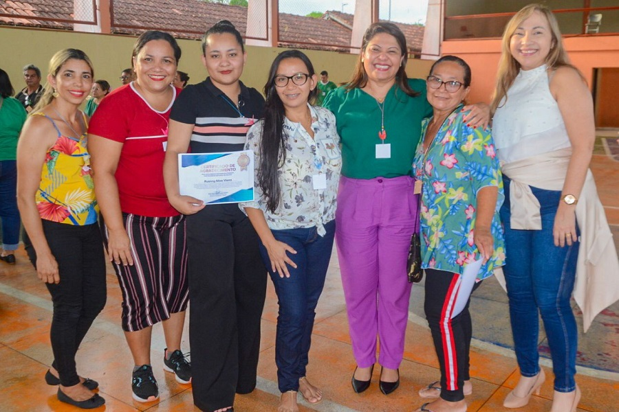 Governo do Amapá homenageia mais de 100 servidores que acolheram famílias vítimas das fortes chuvas, em Macapá