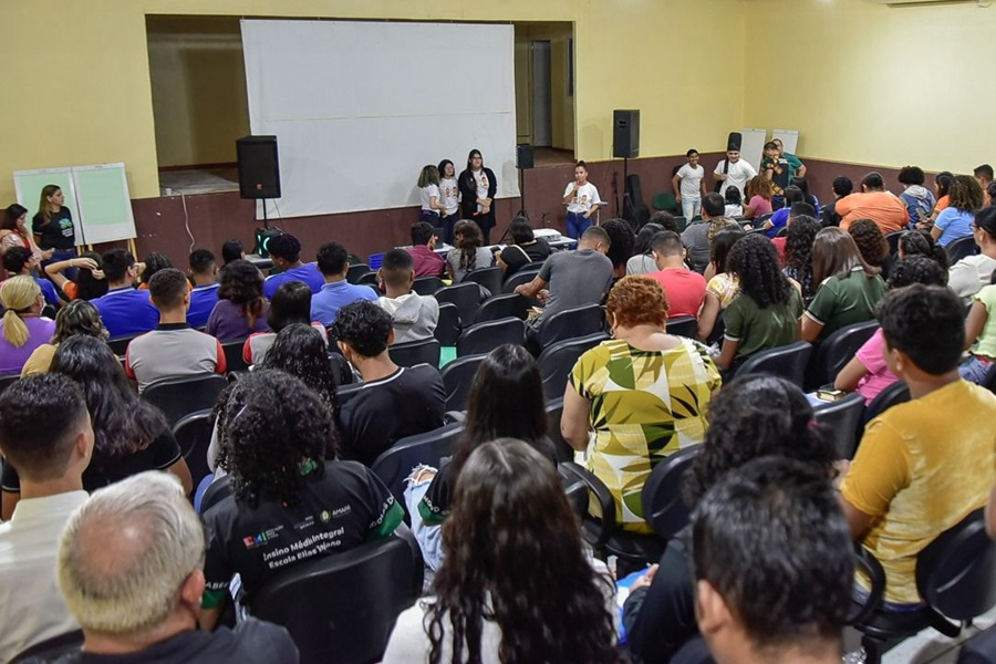Jovem Protagonista: estudantes das escolas estaduais do Amapá são treinados para acolher novos alunos