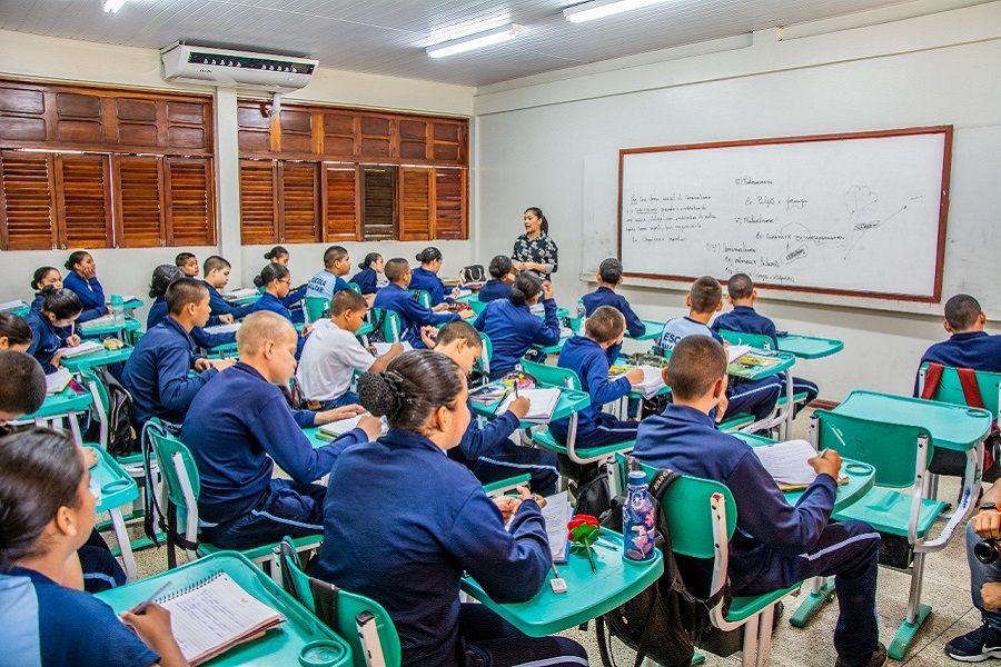Com 8,62% no reajuste do Governo do Estado, salário do professor no Amapá ultrapassa o piso nacional
