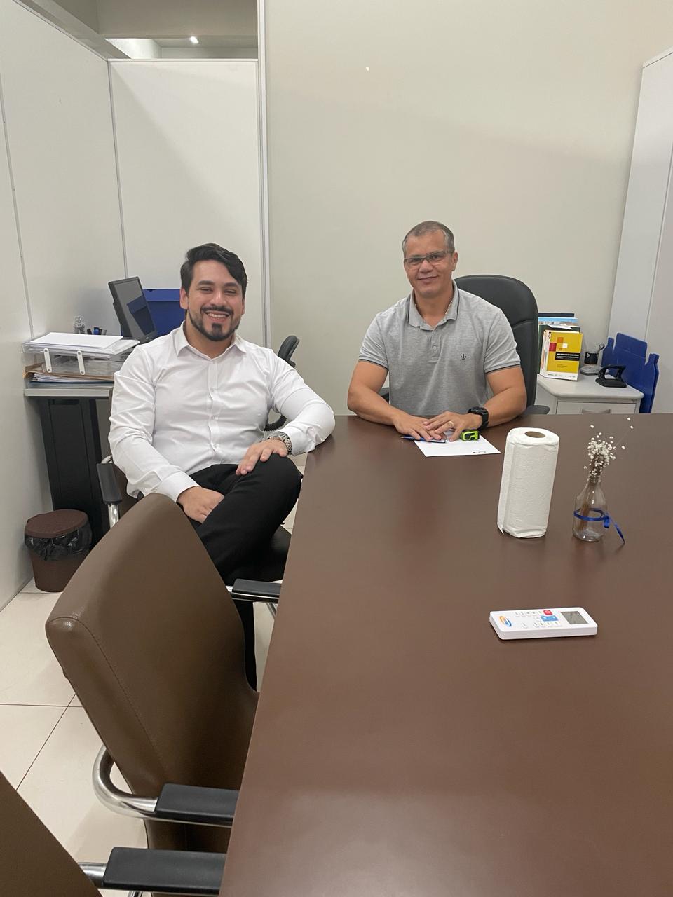 TRATATIVAS SOBRE A RETOMADA DA PÓS-GRADUAÇÃO DE FISIOTERAPIA EM TERAPIA INTENSIVA