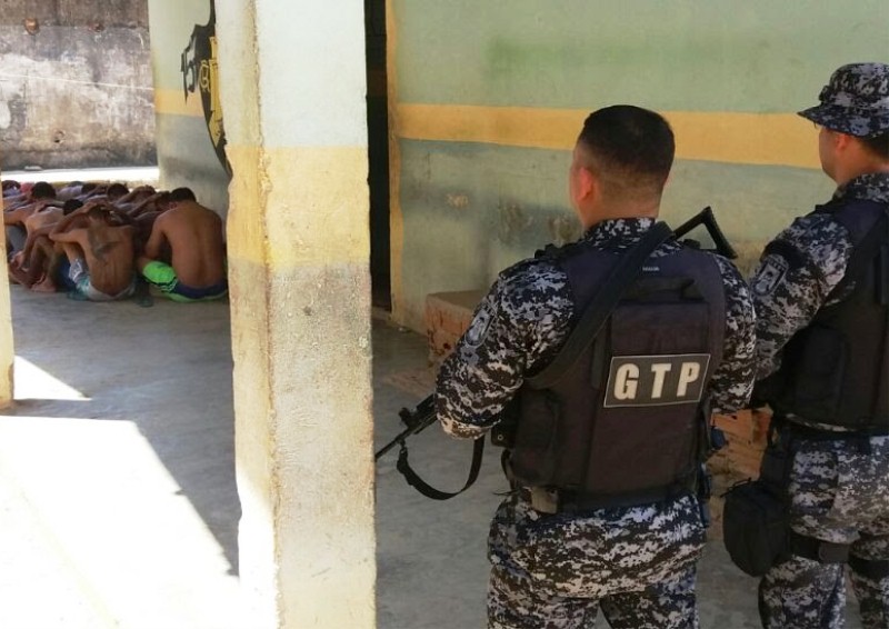 Agentes do IAPEN encontram ilícitos em duas celas