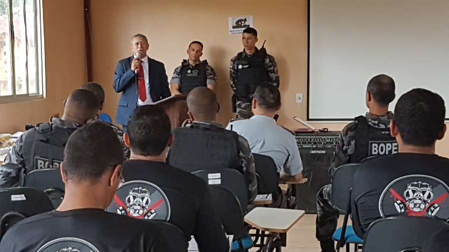 Agentes do IAPEN recebem certificação do BOPE