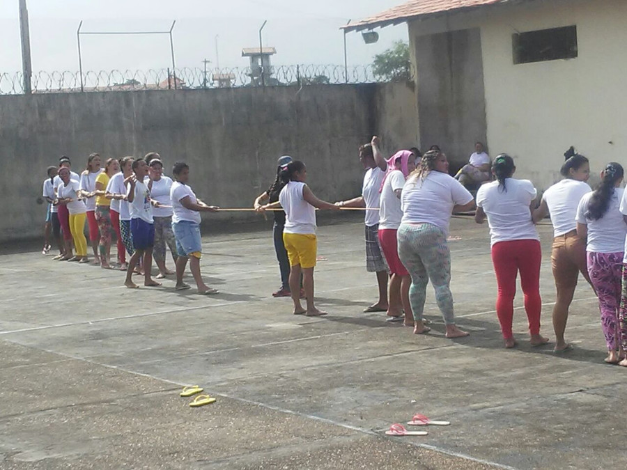 COPEF promove atividades para internas do IAPEN