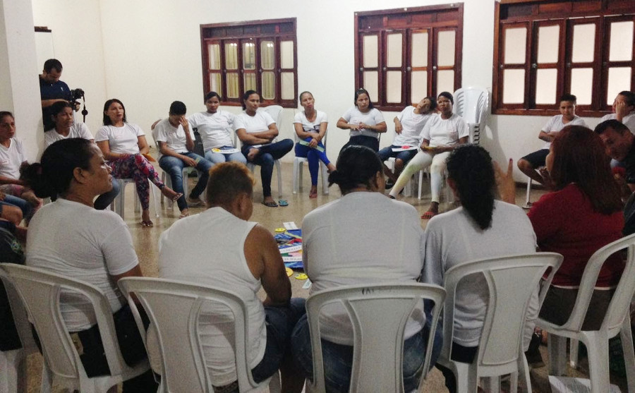 Internas do IAPEN participam de círculo restaurativo