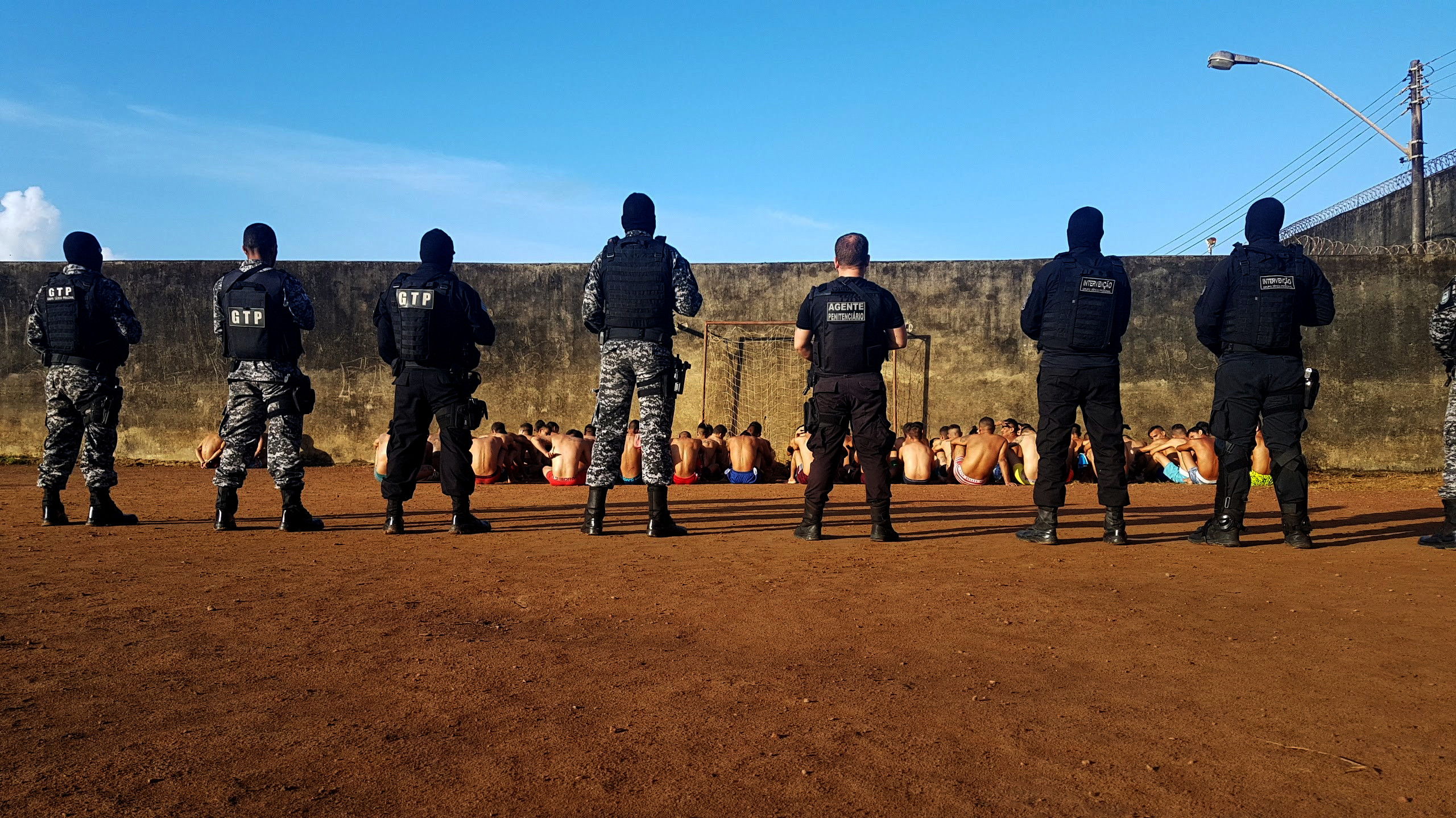 Agentes do IAPEN realizam ação simultânea em pavilhões do Cadeião, Anexo e Feminino