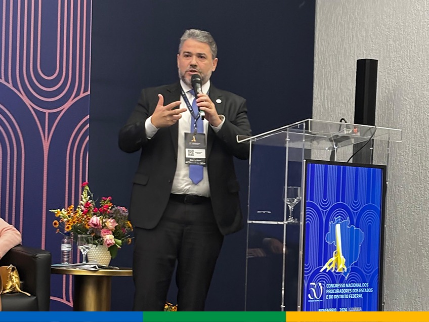 Subprocurador-Geral da PGE/AP ministra palestra no painel Advocacia Pública do Futuro: Governança 