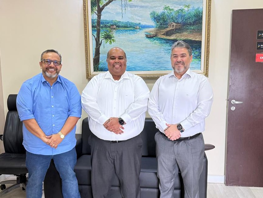 PGE recebe visita institucional do presidente da Câmara Municipal de Macapá