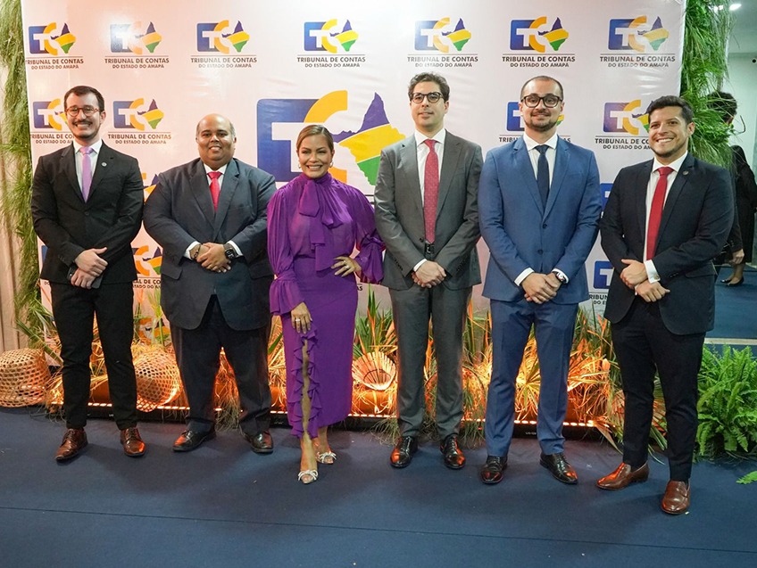 PGE participa de posse dos novos dirigentes do TCE/AP