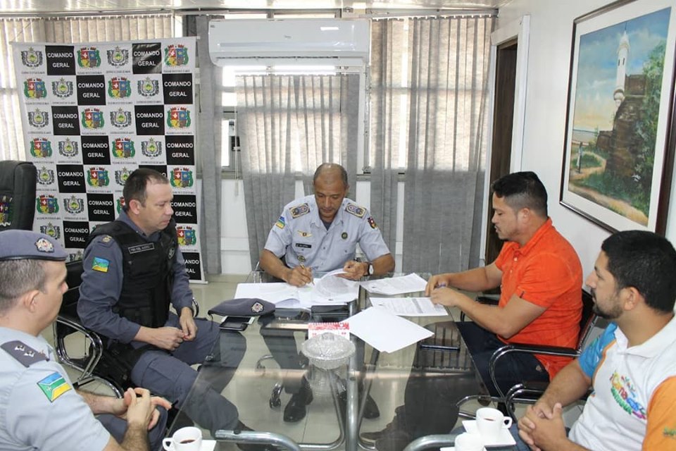 Polícia Militar e Sttrans assinam termo de cooperação mútua
