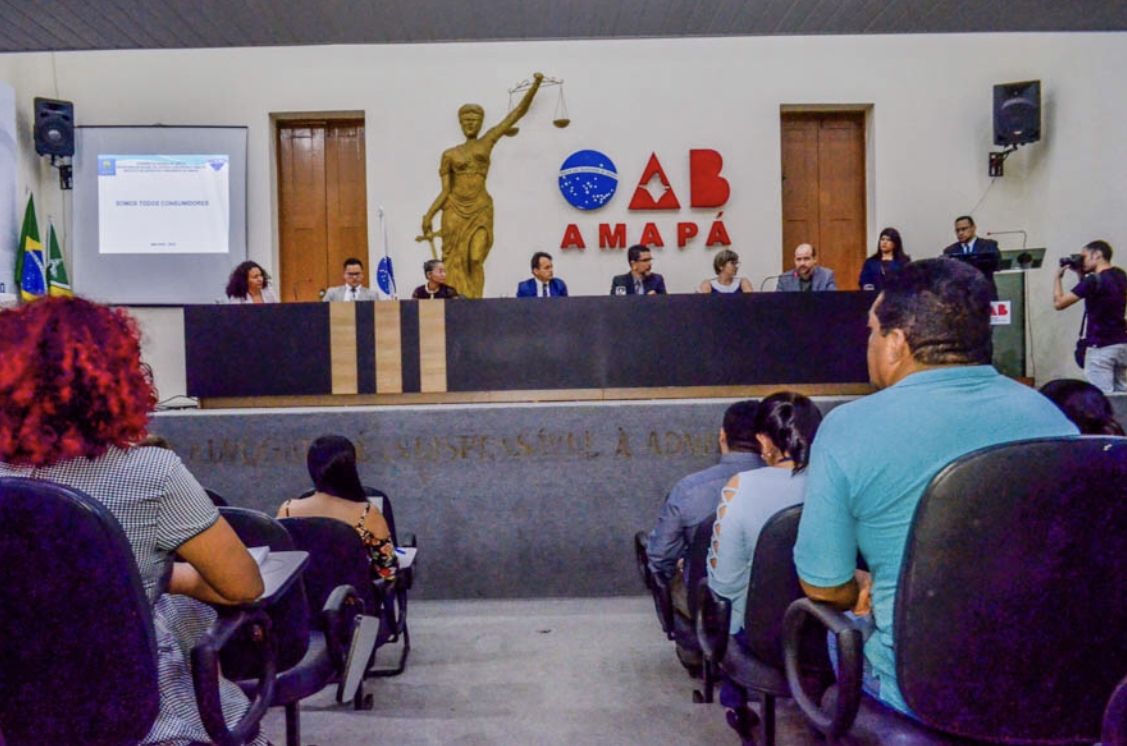 Concurso de redação quer despertar interesse de estudantes para os direitos do consumidor
