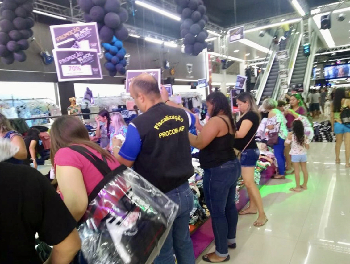 Procon registra sete denúncias em plantão da Black Friday 2018