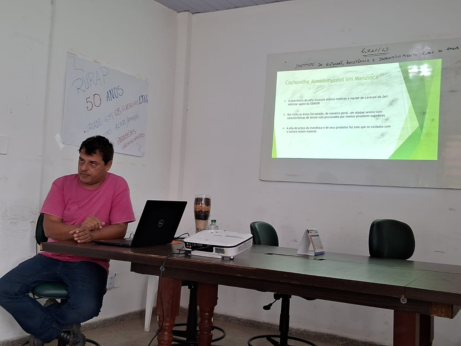 Técnicos do Rurap Atualizam Manejo da Cochonilha em Plantações de Vitória e Laranjal do Jari