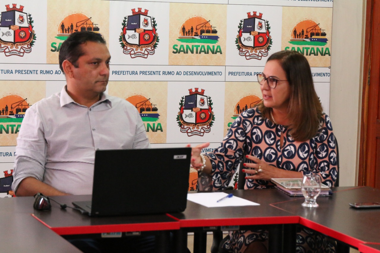 Prefeito Ofirney Sadala se reúne com a secretária de Educação do Estado para discutir os próximos passos do Colabora Amapá