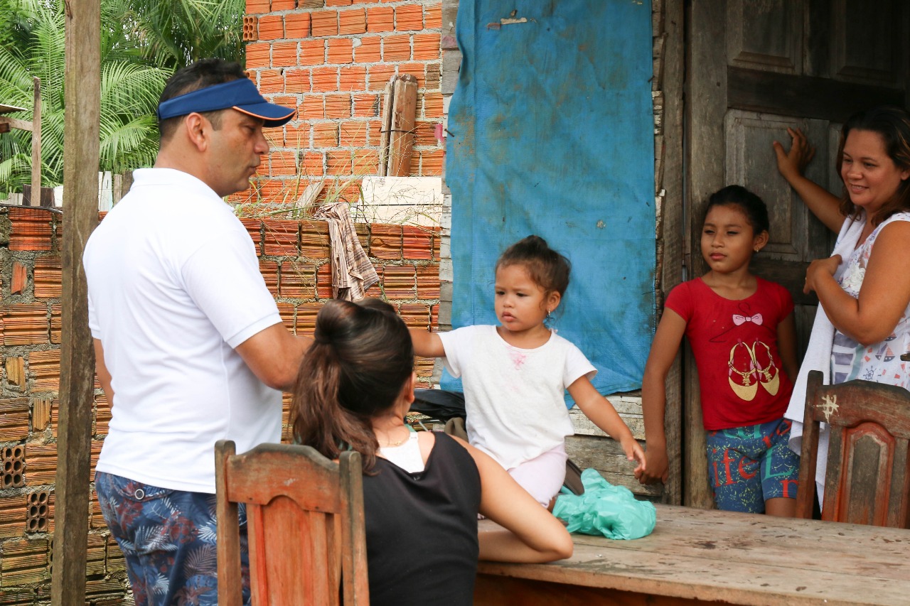 Prefeito visita comunidades no bairro Nova União