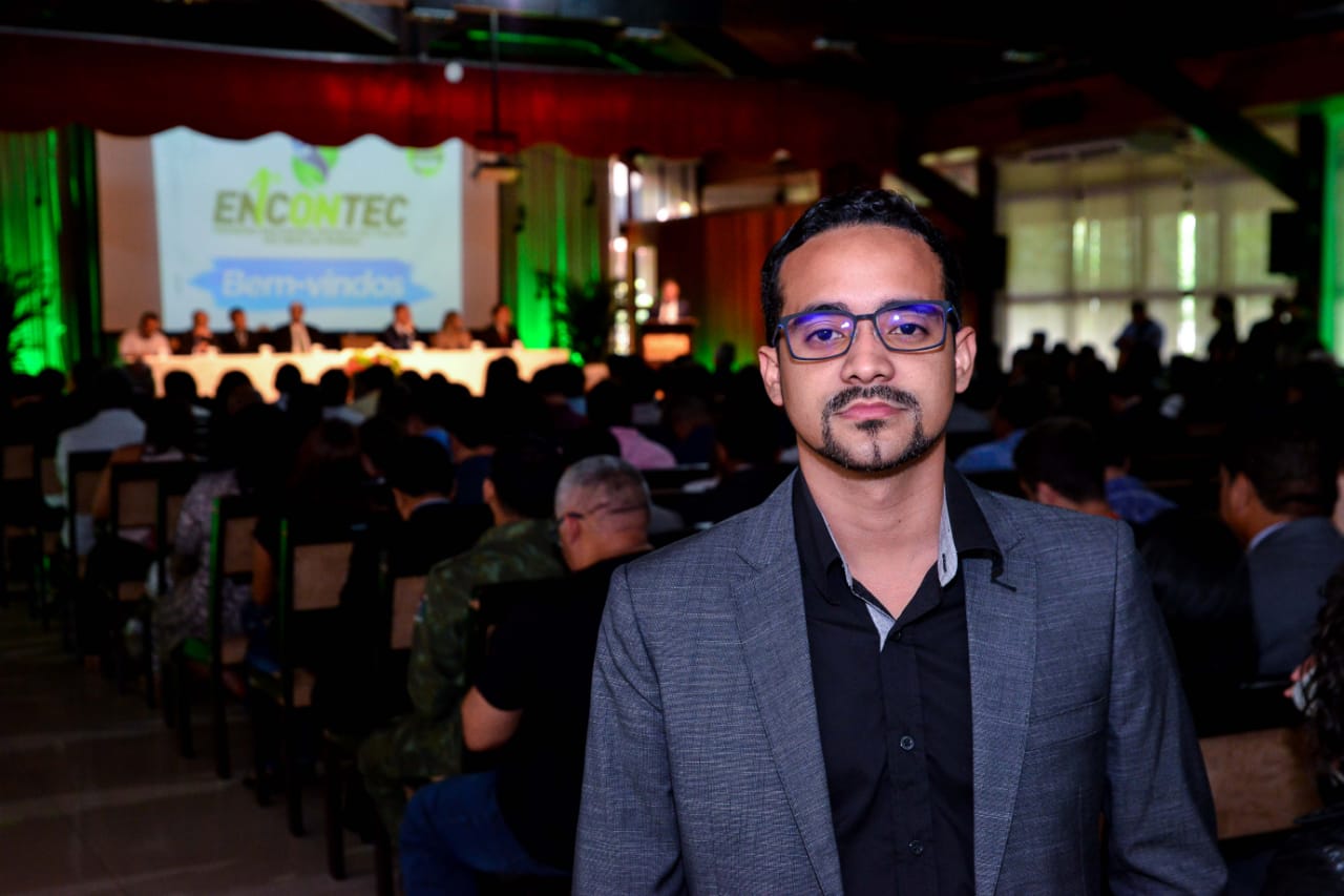 Meio ambiente e saneamento básico foram discutidos em encontro com a participação de técnicos da PMS