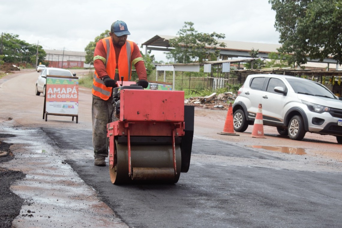 Rodovia AP-440 recebe requalificação asfáltica, para garantir maior mobilidade e segurança no trânsito